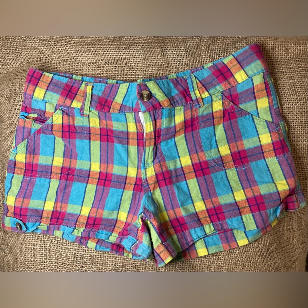 Sabree multi color shorts size M